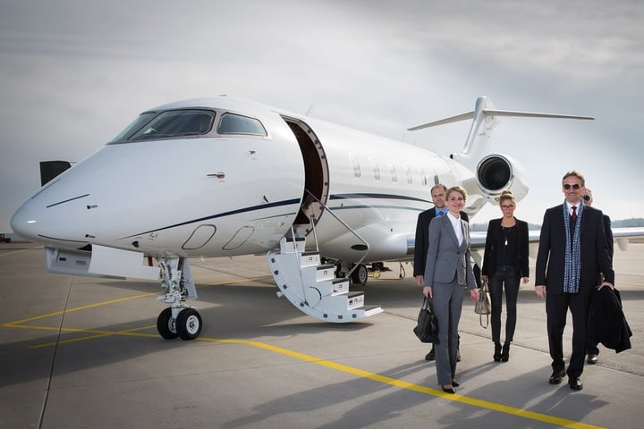 Private Aviation: Market Trends & Cabin Experience Strategy