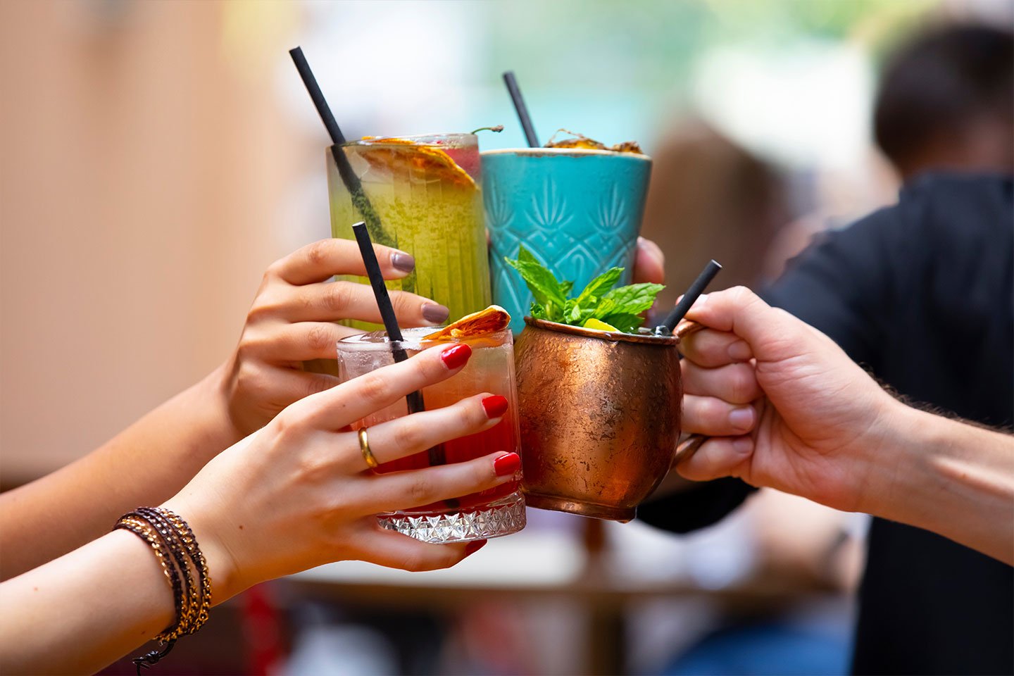 EHL-Passugg_Blog_Sommermocktails_Cheers-ohne-Alkoholl