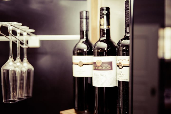 What is a sommelier?