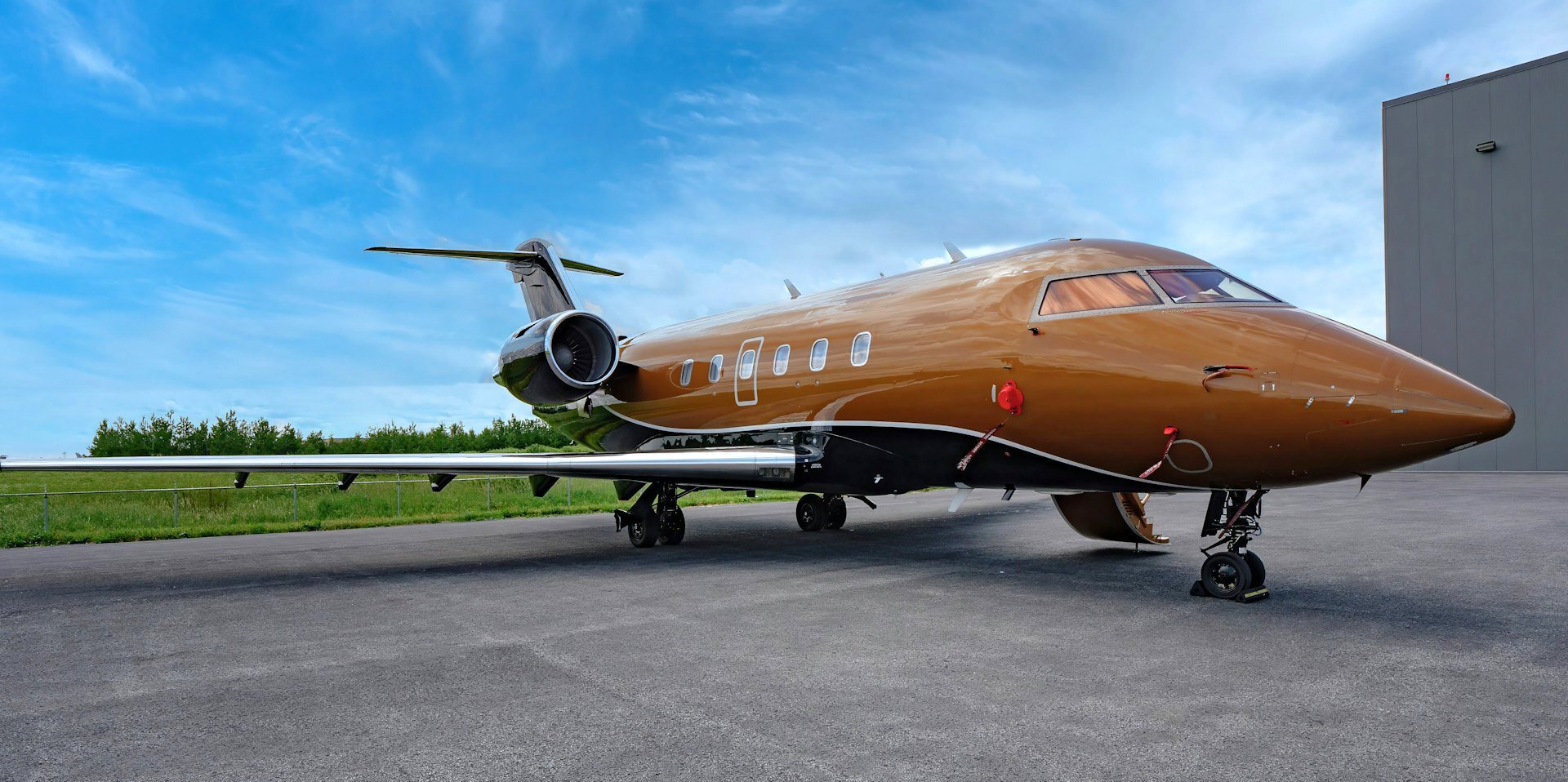 rust-colored-private-jet