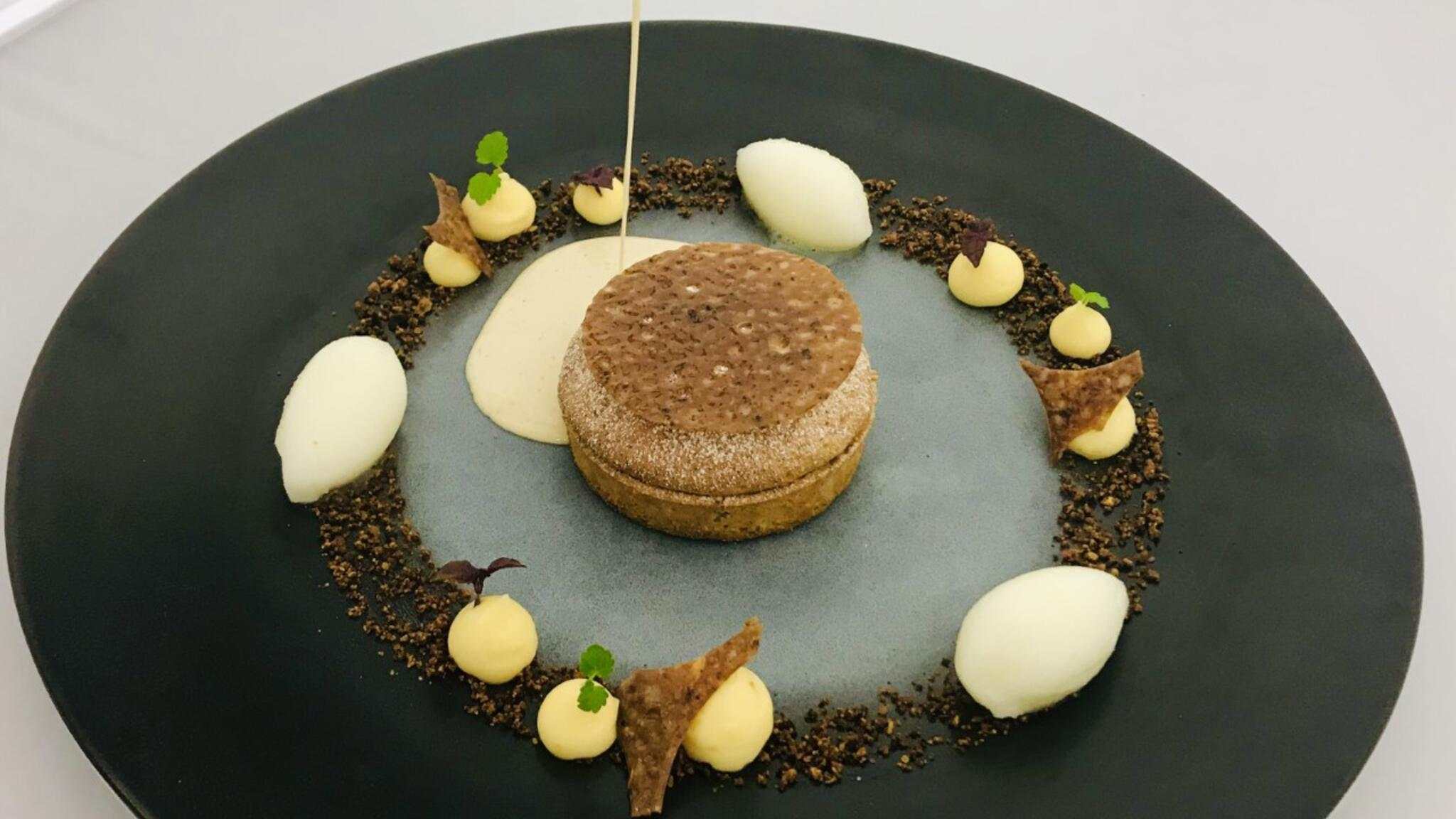 Les recettes du Chef du Berceau des Sens, Cédric Bourassin sont incontournables et publiées sur le site de Gault & Millau. 