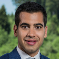 Dr Luciano Lopez