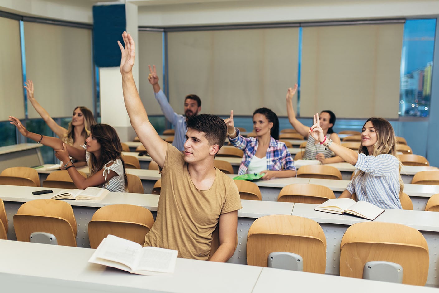From passive to active learning
