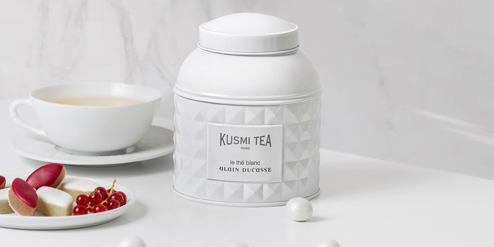 Sylvain Orebi, founder of Orientis Group a spoke at Ecole hôtelière de Lausanne on Kusmi Tea's brand transformation.